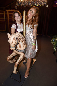 Angermaier-Trachten-Abend in München