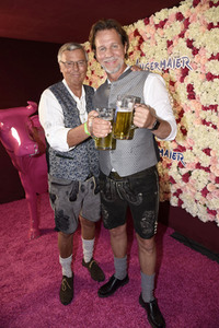 Angermaier-Trachten-Abend in München