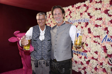 Angermaier-Trachten-Abend in München