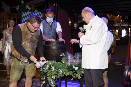 Angermaier-Trachten-Abend in München