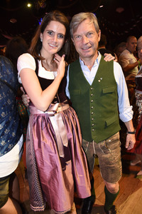 Angermaier-Trachten-Abend in München