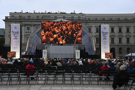 BMW Meet The Figaro X Staatsoper Unter den Linden in Berlin