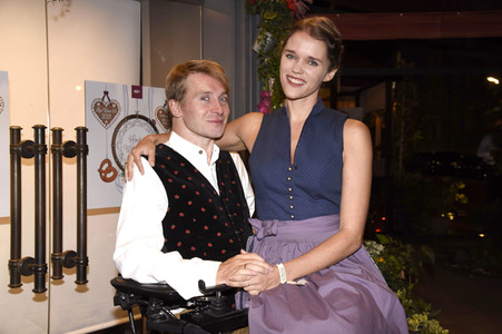 Almauftrieb in der Käfer Schänke in München