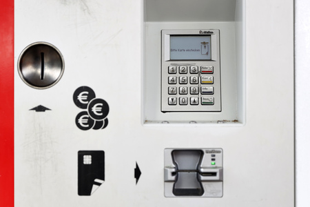 Symbolfoto Ticketautomat