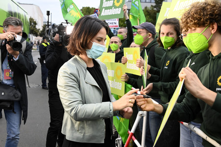 Triell - Dreikampf ums Kanzleramt in Berlin