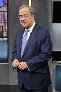 Triell - Dreikampf ums Kanzleramt in Berlin