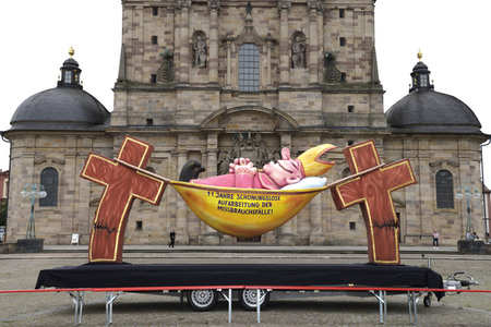 Protestaktion anlässlich der Vollversammlung der Deutschen Bischofskonferenz in Fulda