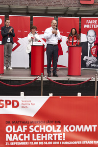 SPD-Wahlkampfveranstaltung mit Olaf Scholz in Lehrte