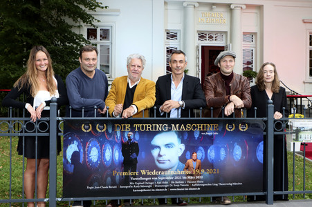 Theaterpremiere 'Die Turing-Maschine' in Hamburg