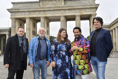 Fototermin 'Celebrate at the Gate - 100 Tage bis Silvester' in Berlin