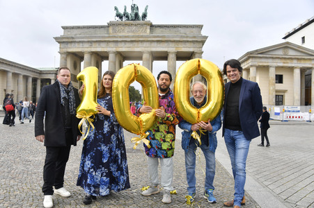 Fototermin 'Celebrate at the Gate - 100 Tage bis Silvester' in Berlin