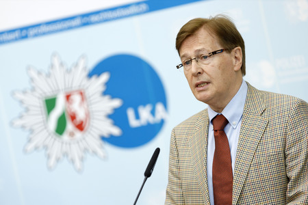 Pressekonferenz mit Armin Laschet und Herbert Reul in Düsseldorf