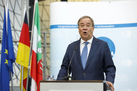Pressekonferenz mit Armin Laschet und Herbert Reul in Düsseldorf