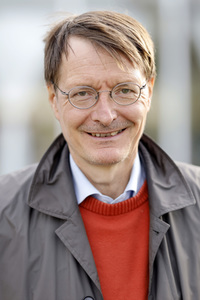 Podiumsgespräch mit Karl Lauterbach in Leverkusen