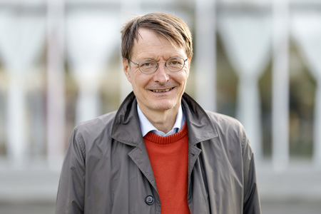 Podiumsgespräch mit Karl Lauterbach in Leverkusen