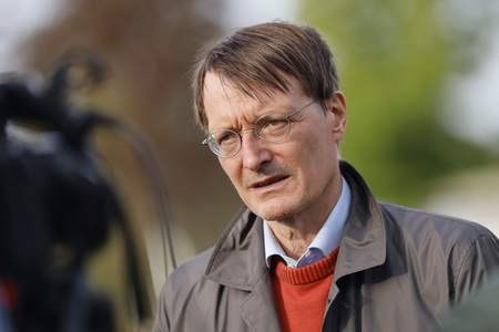 Podiumsgespräch mit Karl Lauterbach in Leverkusen