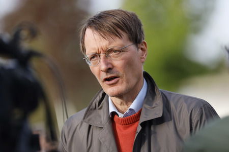 Podiumsgespräch mit Karl Lauterbach in Leverkusen