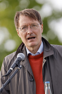 Podiumsgespräch mit Karl Lauterbach in Leverkusen