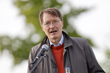 Podiumsgespräch mit Karl Lauterbach in Leverkusen