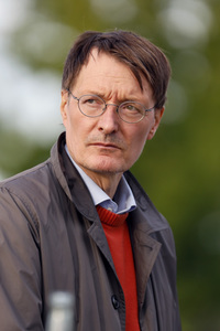 Podiumsgespräch mit Karl Lauterbach in Leverkusen