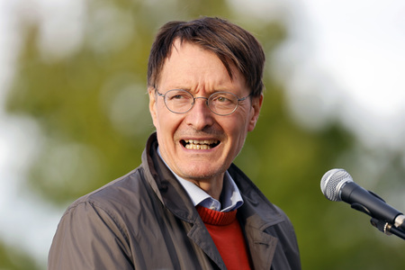 Podiumsgespräch mit Karl Lauterbach in Leverkusen