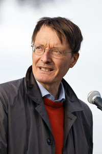 Podiumsgespräch mit Karl Lauterbach in Leverkusen