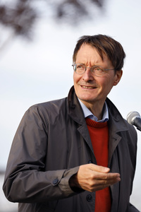 Podiumsgespräch mit Karl Lauterbach in Leverkusen