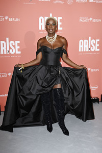 Weltpremiere der ARISE Grand Show 2021 in Berlin