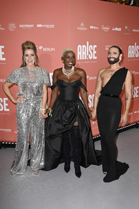 Weltpremiere der ARISE Grand Show 2021 in Berlin