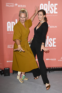 Weltpremiere der ARISE Grand Show 2021 in Berlin