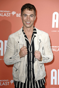 Weltpremiere der ARISE Grand Show 2021 in Berlin