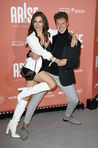 Weltpremiere der ARISE Grand Show 2021 in Berlin