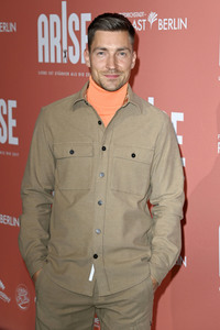 Weltpremiere der ARISE Grand Show 2021 in Berlin