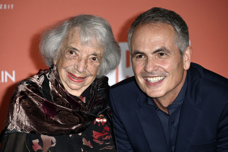 Weltpremiere der ARISE Grand Show 2021 in Berlin