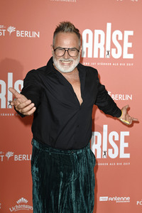 Weltpremiere der ARISE Grand Show 2021 in Berlin