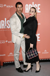 Weltpremiere der ARISE Grand Show 2021 in Berlin