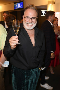 Weltpremiere der ARISE Grand Show 2021 in Berlin