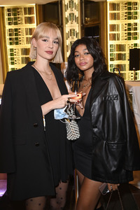 Weltpremiere der ARISE Grand Show 2021 in Berlin