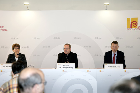Abschluss-Pressekonferenz der Deutschen Bischofskonferenz in Fulda
