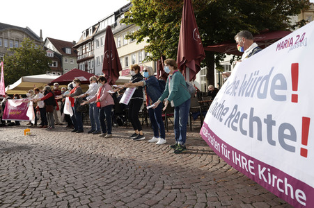Protestdemo der Initiative 'Wir sind Kirche' in Fulda