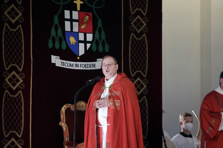 Schlussvesper mit Bonifatiussegen bei der Herbst-Vollversammlung der Deutschen Bischofskonferenz in Fulda