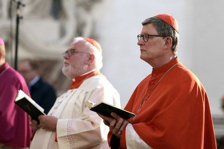 Schlussvesper mit Bonifatiussegen bei der Herbst-Vollversammlung der Deutschen Bischofskonferenz in Fulda