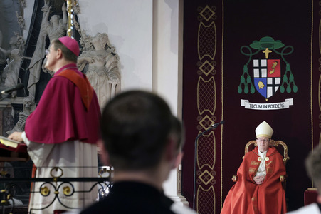 Schlussvesper mit Bonifatiussegen bei der Herbst-Vollversammlung der Deutschen Bischofskonferenz in Fulda