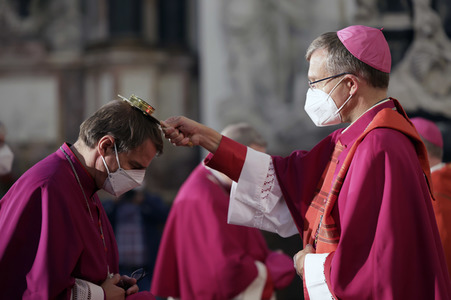 Schlussvesper mit Bonifatiussegen bei der Herbst-Vollversammlung der Deutschen Bischofskonferenz in Fulda