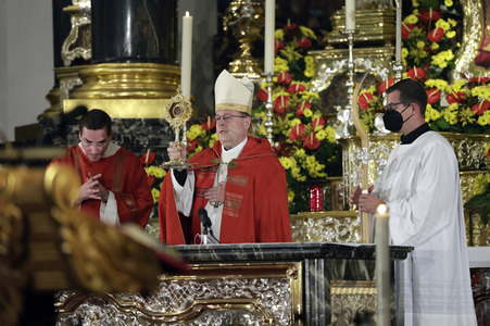 Schlussvesper mit Bonifatiussegen bei der Herbst-Vollversammlung der Deutschen Bischofskonferenz in Fulda