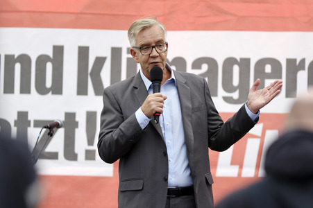 Auftaktveranstaltung zum 48-Stunden-Wahlkampf der Partei Die Linke in Berlin