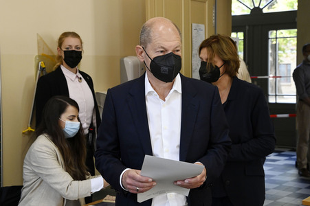 Stimmabgabe von Olaf Scholz zur Bundestagswahl 2021 in Potsdam