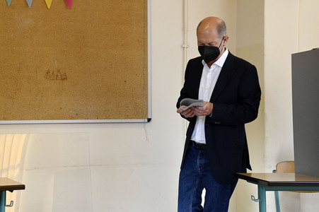 Stimmabgabe von Olaf Scholz zur Bundestagswahl 2021 in Potsdam