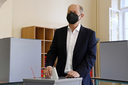 Stimmabgabe von Olaf Scholz zur Bundestagswahl 2021 in Potsdam