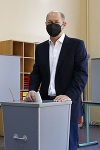 Stimmabgabe von Olaf Scholz zur Bundestagswahl 2021 in Potsdam